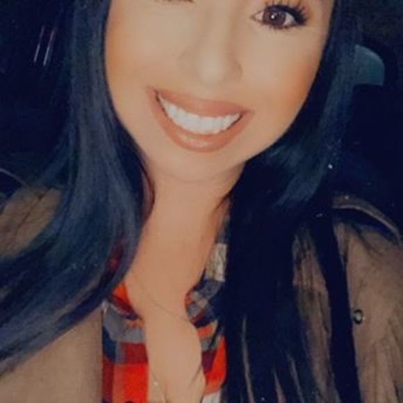 Meet your Posher, Gabrielle - Picture 1 of 1